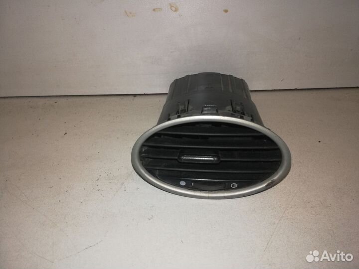 Дефлектор воздушный Ford Focus 2