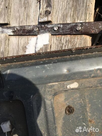 Задния крышка багажника