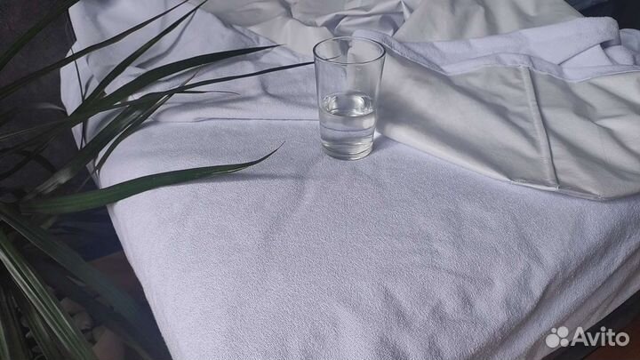 Непромокаемая простыня на резинке мулетон