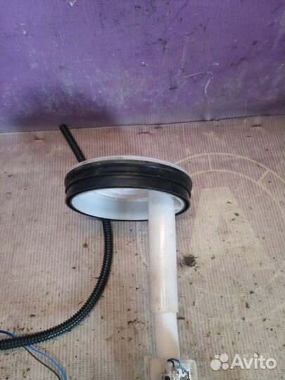 Датчик уровня топлива Renault Koleos hyoc M9R 2009