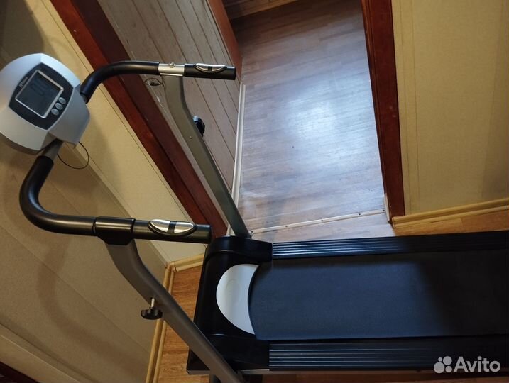 Механическая беговая дорожка