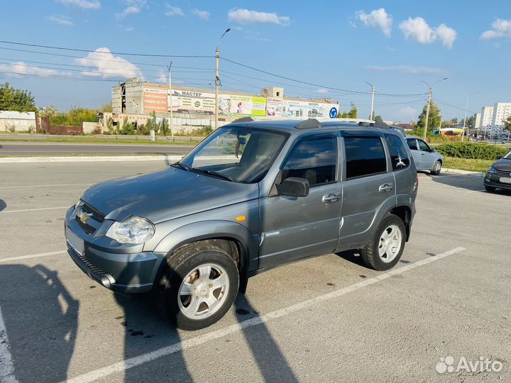 Chevrolet Niva 1.7 МТ, 2010, 192 232 км