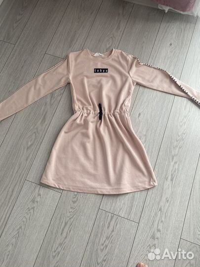 Платье на девочку 146