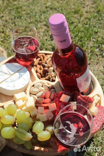 Винный столик деревянный новый