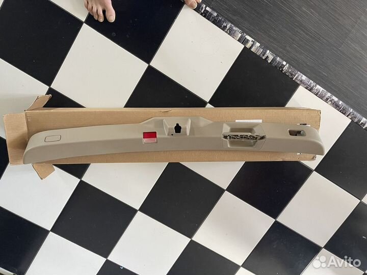 Накладка крышки багажника Mercedes benz gl w 166