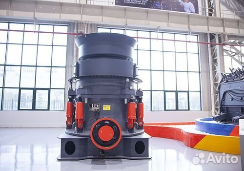 Конусная дробилка HPT-200