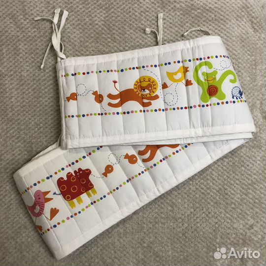 Бортик в кроватку