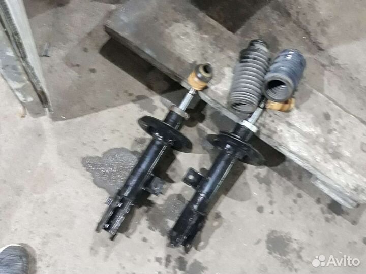 Передние амортизаторы хундай ix35