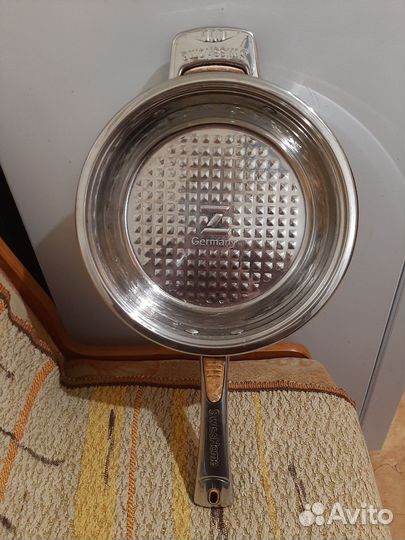 Сковорода Swiss Home