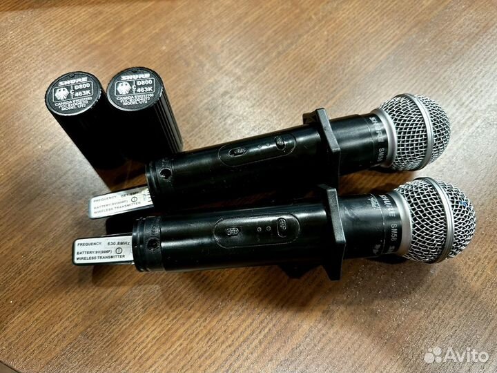 Радиосистема микрофоны Shure UHF-LX88-III