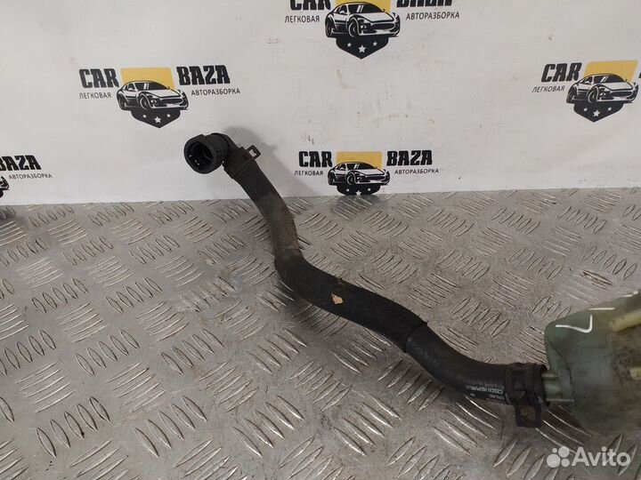 Бачок гидроусилителя