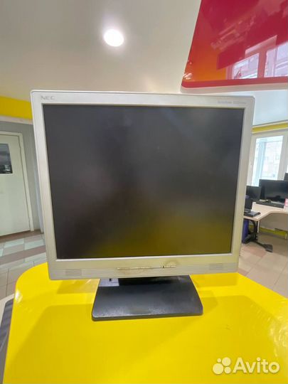 Монитор NEC LCD71VM (С23)
