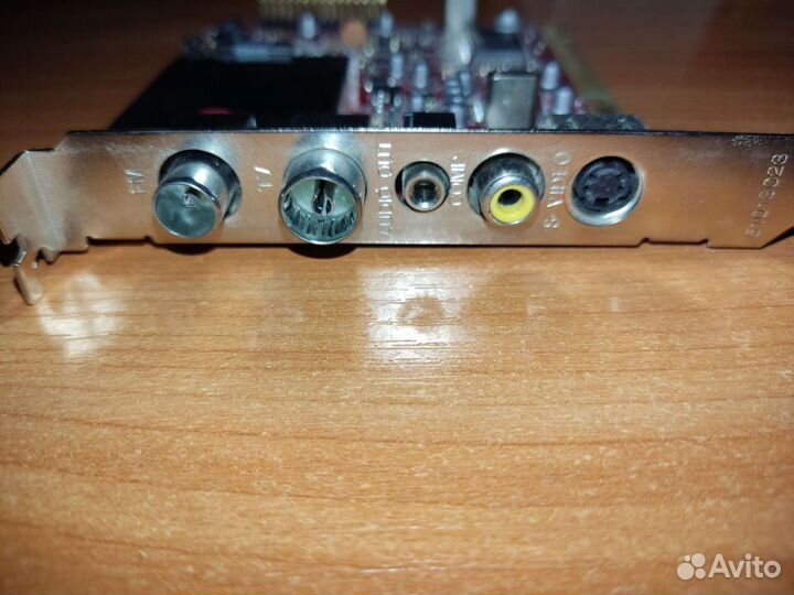 Tв-тюнер PCI Pinnacle pctv Pro TV FM S-Video