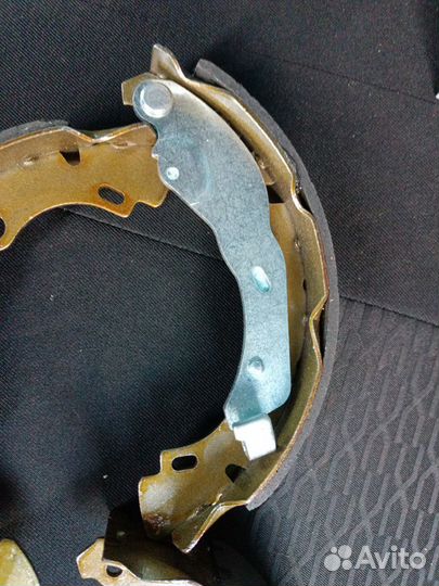 Задние барабанные колодки на Рено