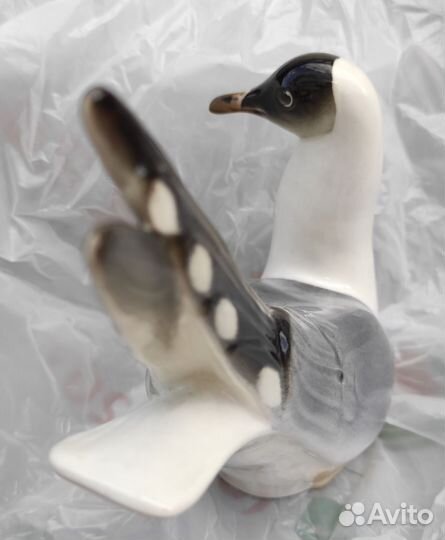 Чайка фарфоровая статуэтка лфз