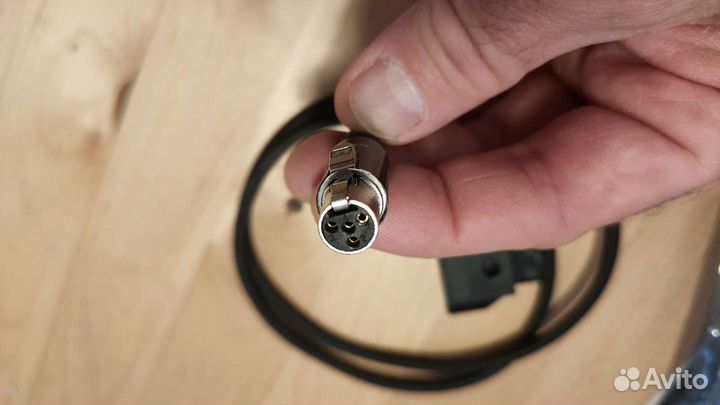 Кабель для монитора TV-logic