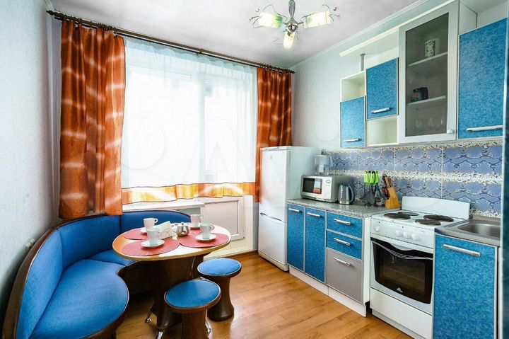 2-к. квартира, 65 м², 3/15 эт.