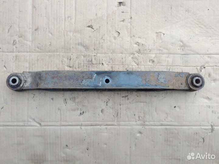 Рычаг подвески задний правый Nissan Qashqai Vi