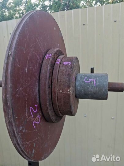 Штанга с блинами, стойки и скамья