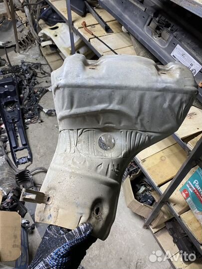 Тепловой экран Ford Focus 2 1.8