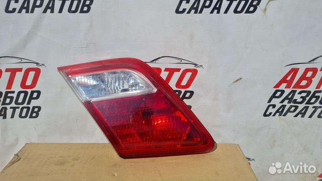 Фонарь левый Toyota Camry xv 40 в крышку багажника