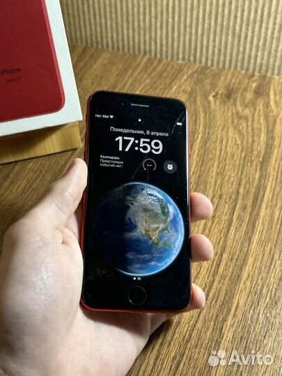 iPhone 8, 64 ГБ