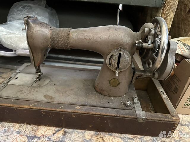 Швейная машинка