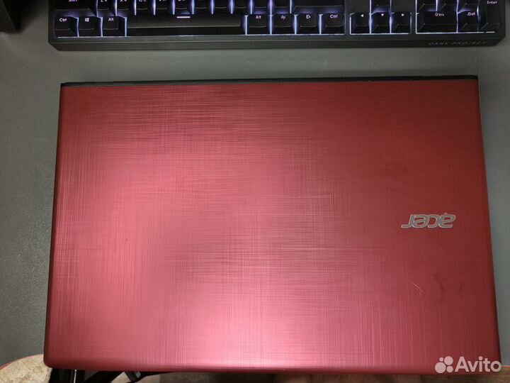 Acer E5-576G-39E7 (i3-6006U/MX940/8gb/500gb)