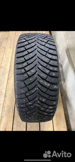 Michelin X-Ice North 4 265/60 R18