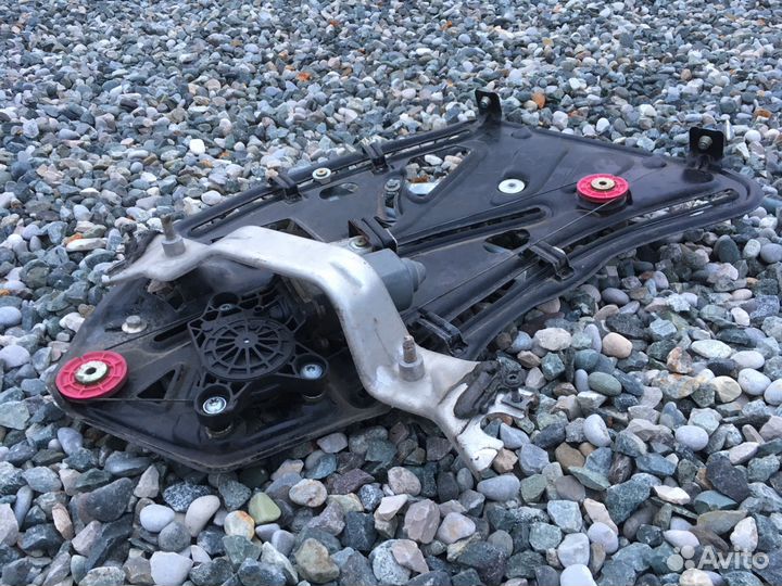 Стеклоподъемник задний левый для Mercedes W215