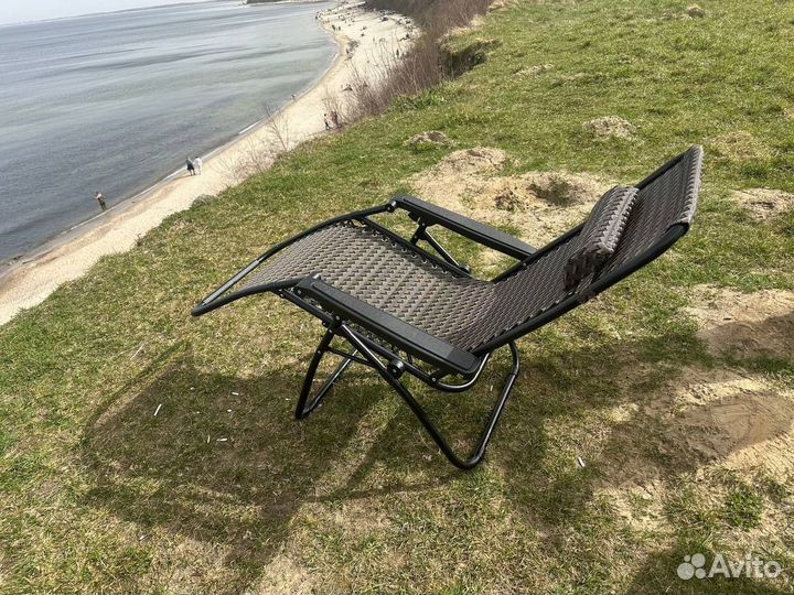 Кресло шезлонг складное