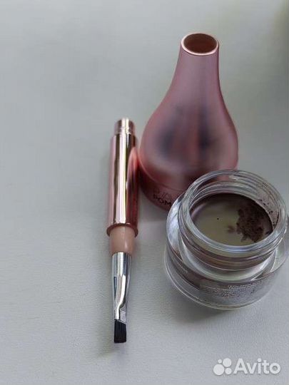 Помадка для бровей