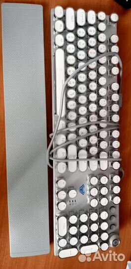 Механическая клавиатура