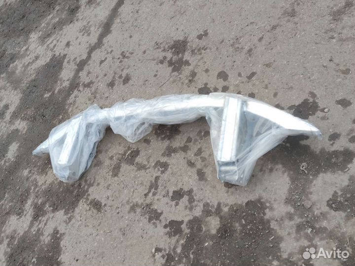 Усилитель бампера бмв Г30 51117385288