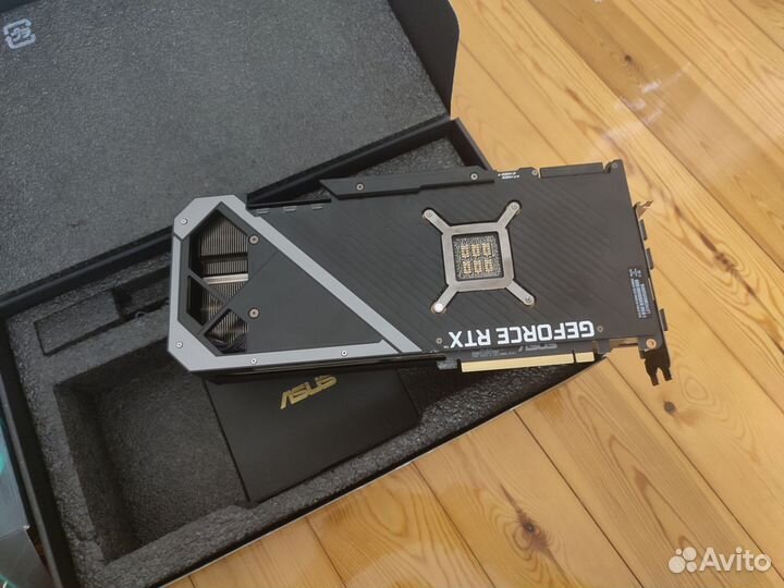 Asus ROG Strix RTX 3090 24gb