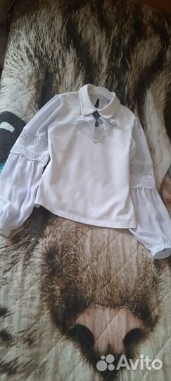 Блузка школьная с жабо deloras