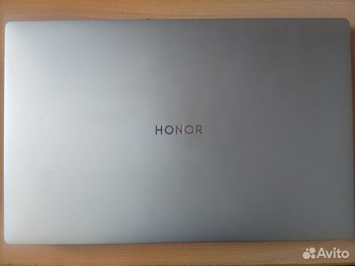 Honor Magicbook 16 на запчасти
