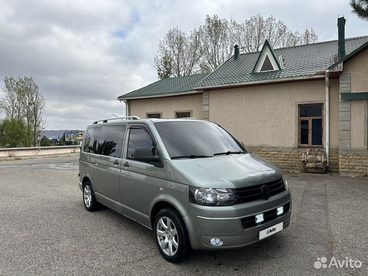 Volkswagen Transporter 2.0 МТ, 2011, 390 000 км