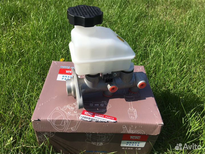 Главный тормозной цилиндр для Hyundai Elantra