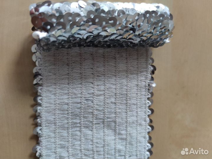 Тесьма пайеточная на резинке серебро и лиловый