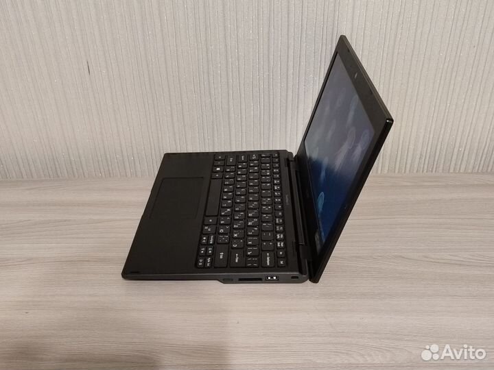 Компактный ноутбук Intel 4 ядра/SSD/DDR4-4Gb/11.6