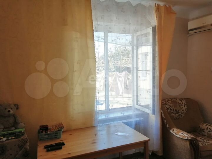 Дом 25 м² на участке 1,5 сот.