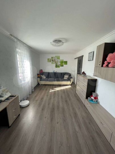 2-к. квартира, 54 м², 1/10 эт.
