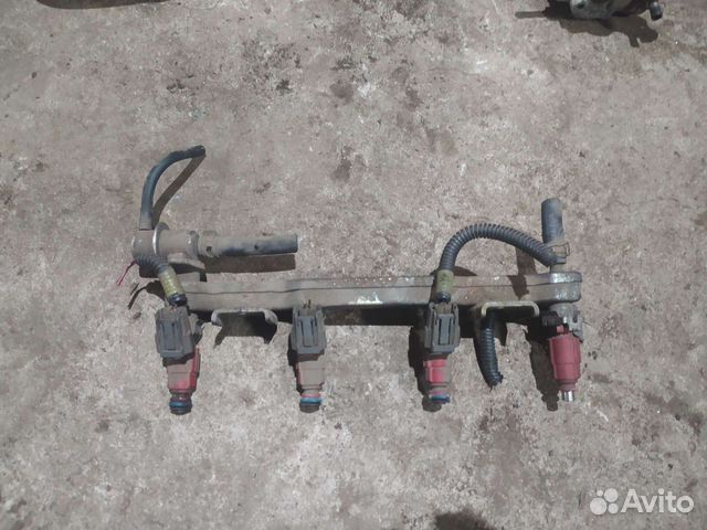 Рампа с Форсунками Ниссан Примера р11е Р12