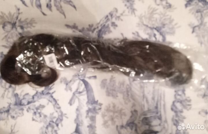 Волосы на заколках, шиньон, хвост накладной