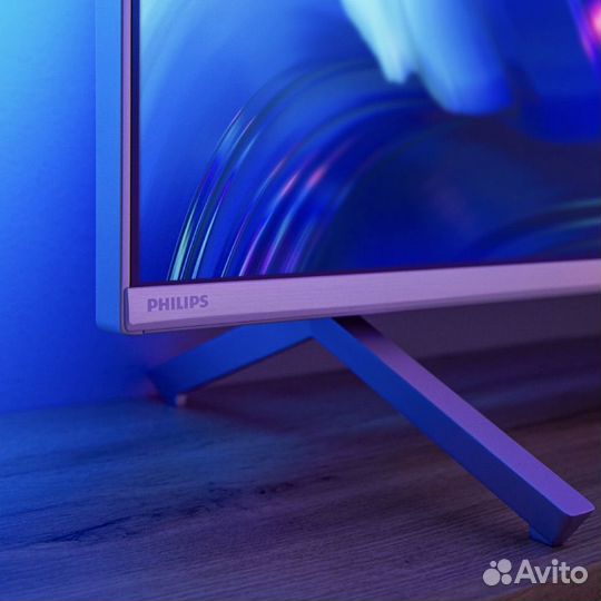 Новый телевизор Philips 50PUS8507 Ambilight