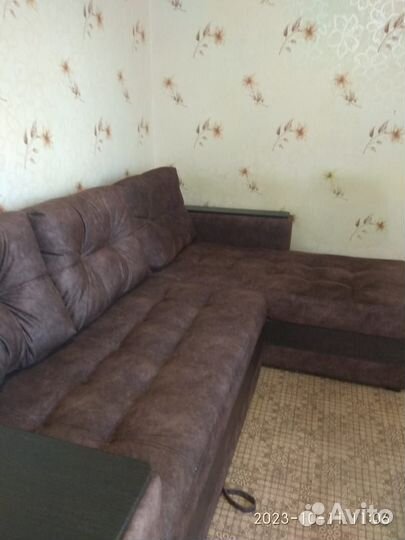 Диван продам