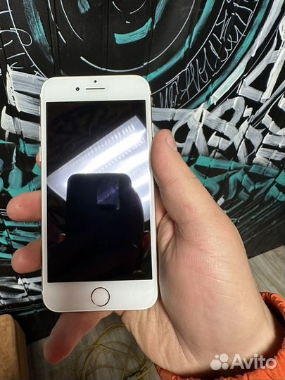 iPhone 7, 32 ГБ