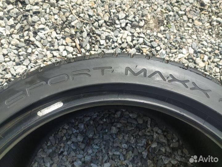 Dunlop SP Sport Maxx RT 245/40 R18 93W