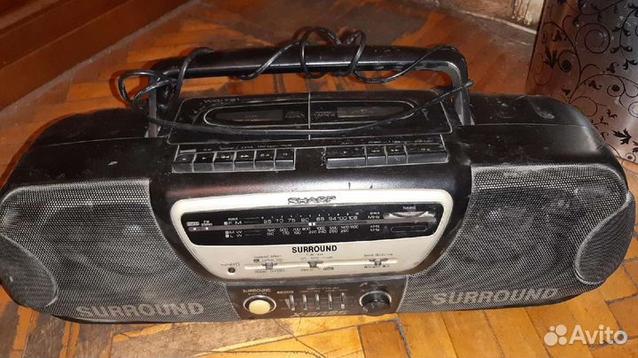 Кассетный магнитофон sharp